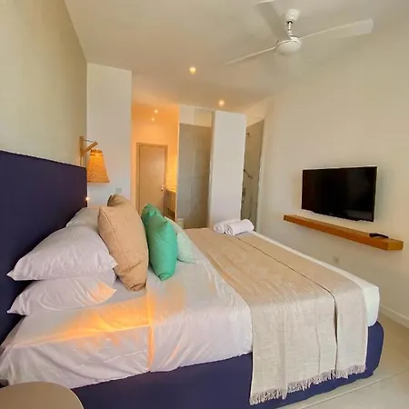 Eastern Blue - Sea View Luxury Apartment Poste Lafayette Exterior photo
