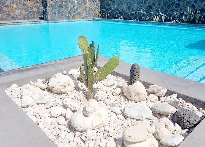 Eastern Blue - Sea View Luxury Apartment