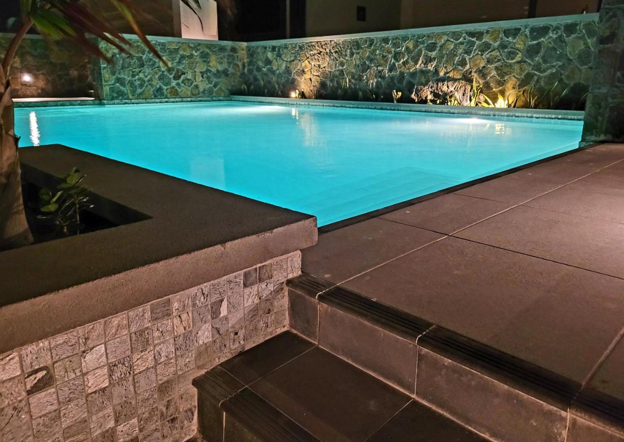 Eastern Blue - Sea View Luxury Appartement Poste Lafayette